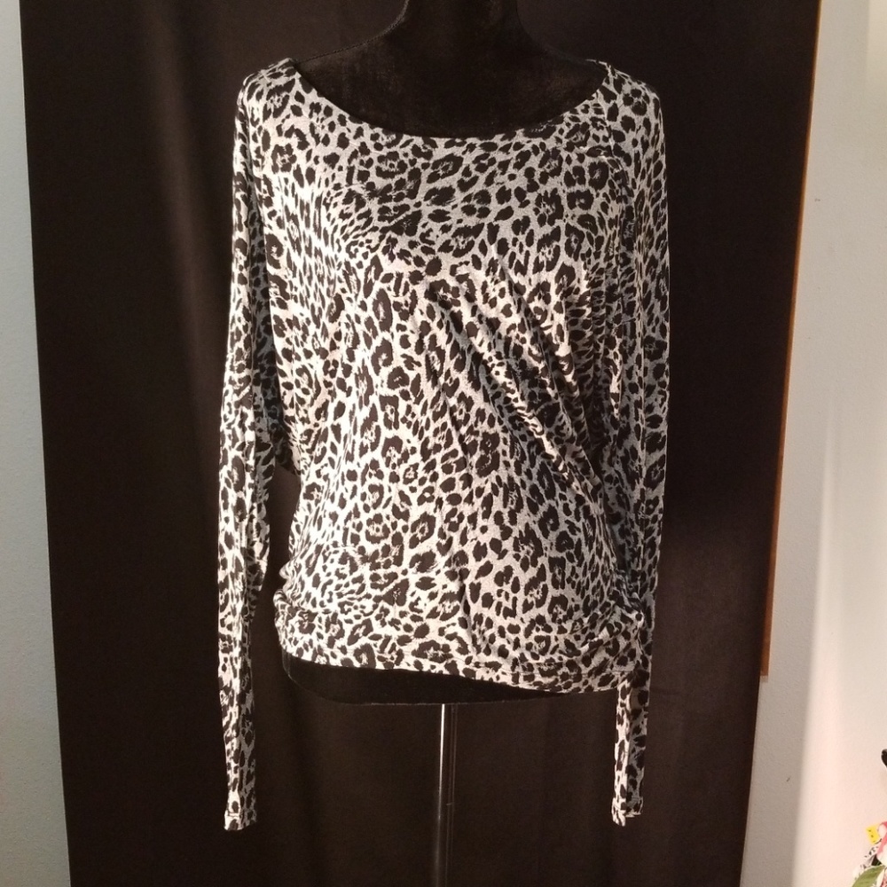 EXPRESS Leopard Print Top Size M
